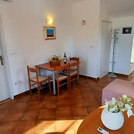 Guest house Elly