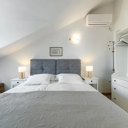 Affittacamere Elly 3*